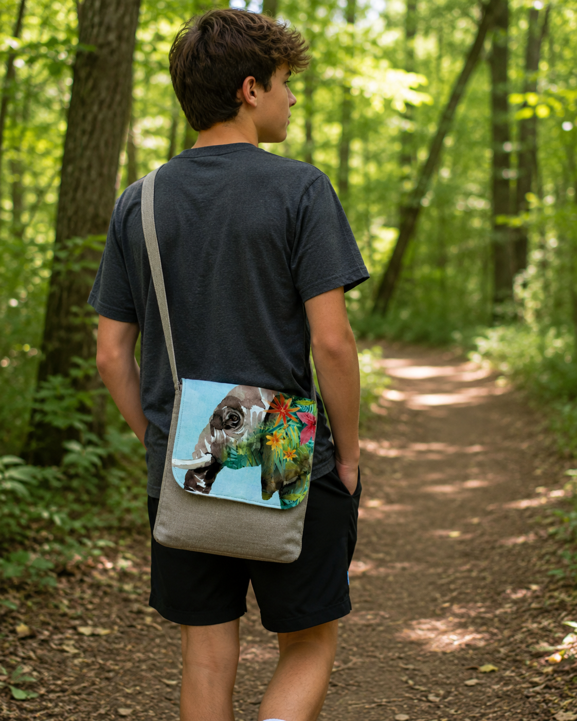 Animal Design Messenger Bag, Handmade Crossbody Purse with an Animal Illustration, Casual Linen-Cotton Shoulder Bag for Nature Lovers